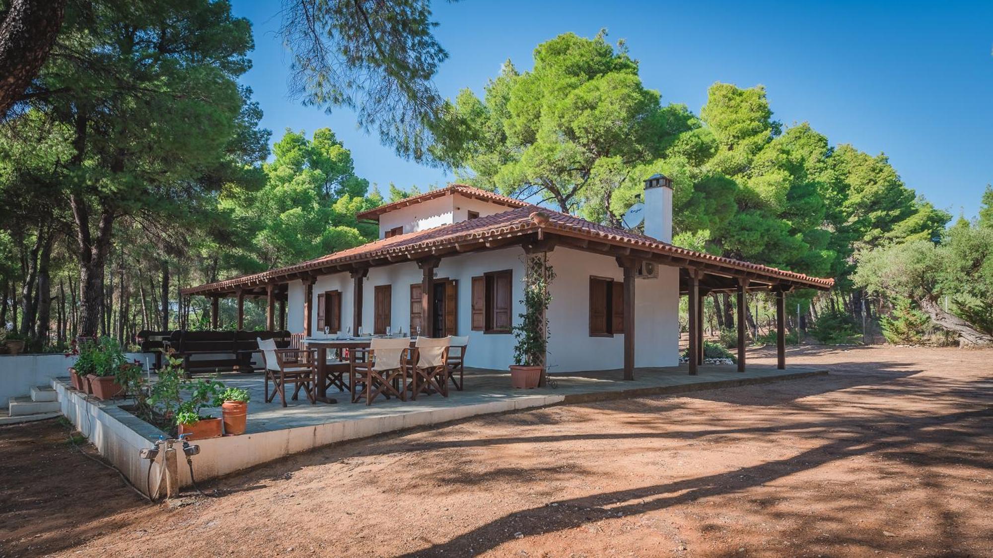 Squirrel Beach Front Villa, Metamorfosi Exteriör bild