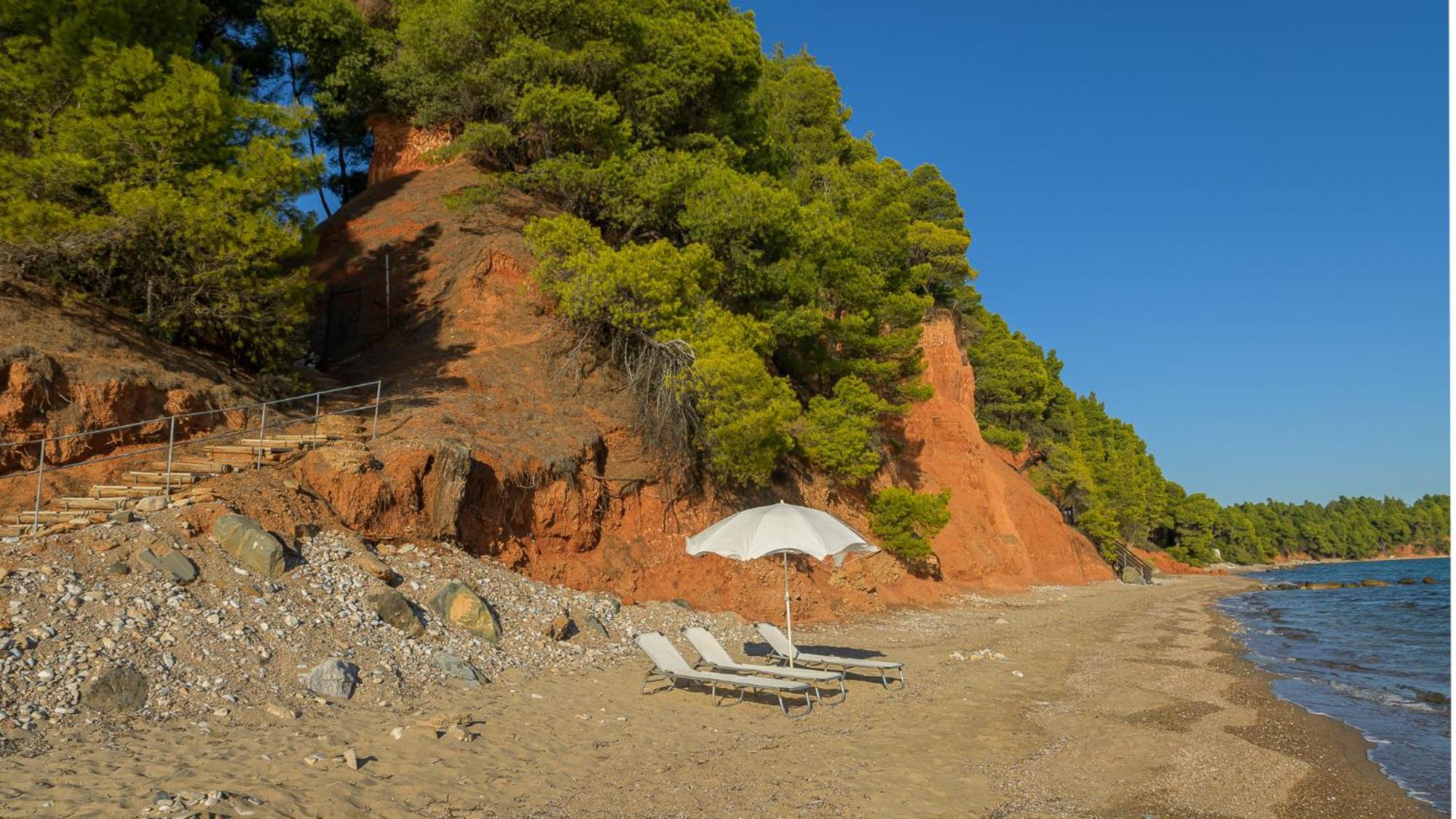 Squirrel Beach Front Villa, Metamorfosi Exteriör bild