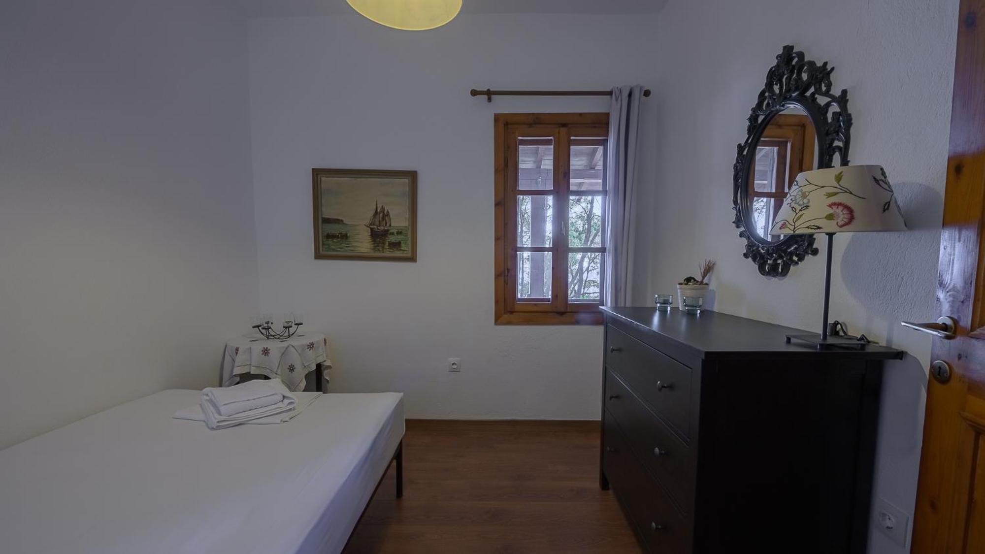 Squirrel Beach Front Villa, Metamorfosi Exteriör bild